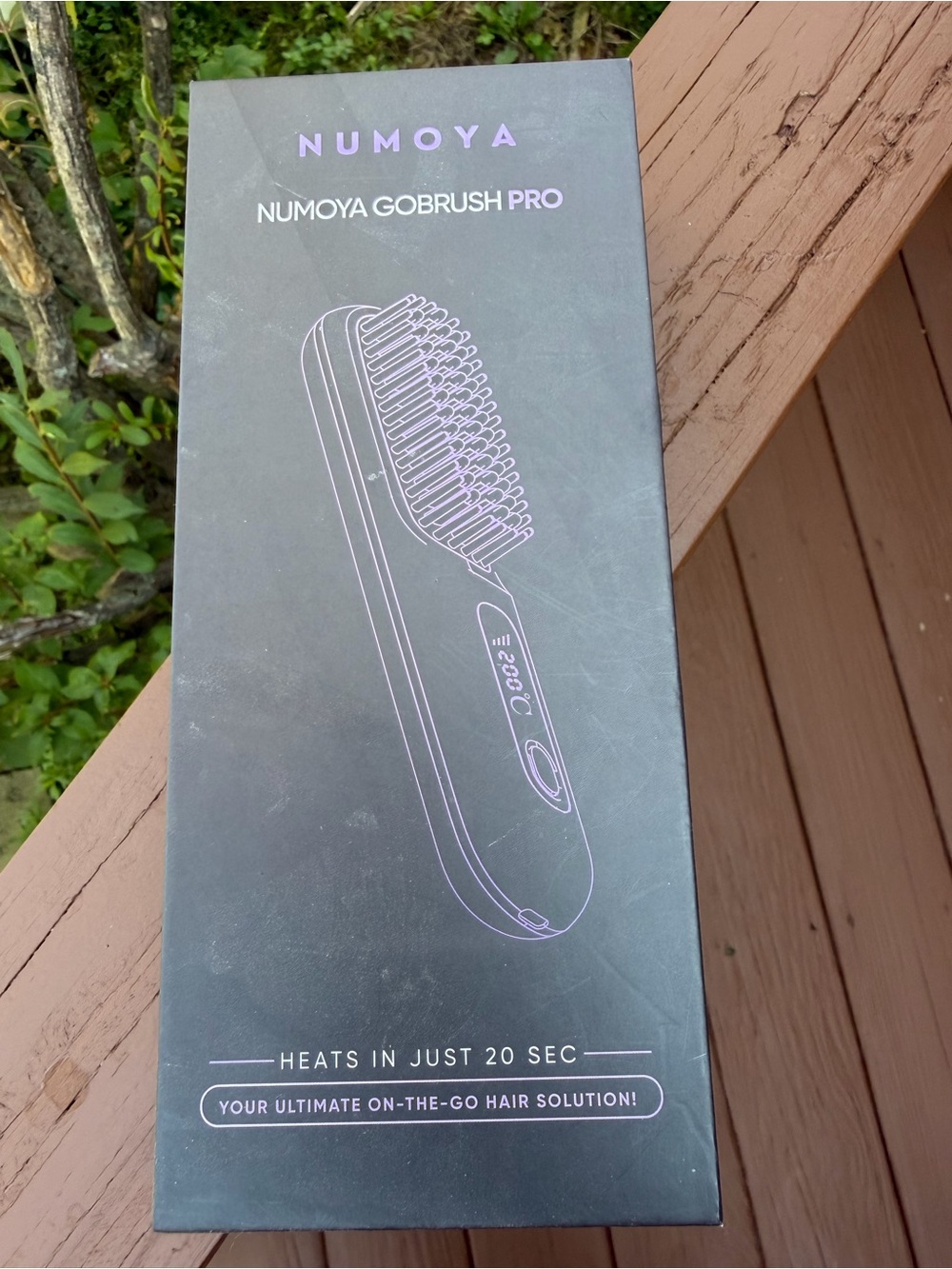 Numoya GoBrush Pro Heated Hair Straightening Brush - Black NWT